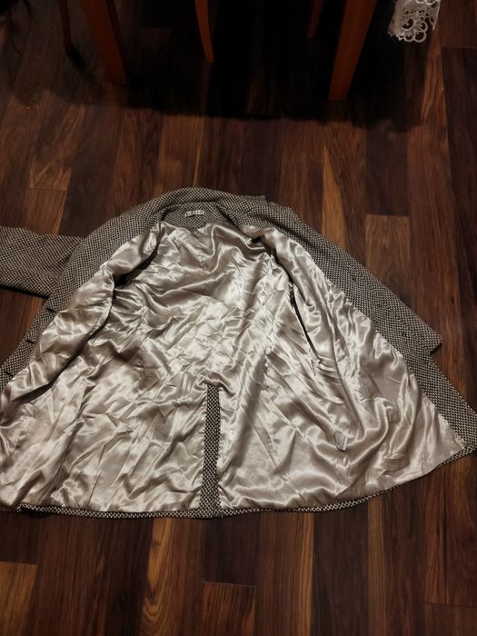 Elegancki płaszcz XL jesienno zimowy damski