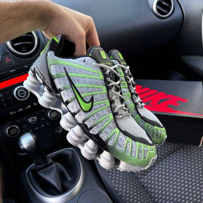 45 розмір кросівки найк шокс сірі зелені nike shox чоловічі