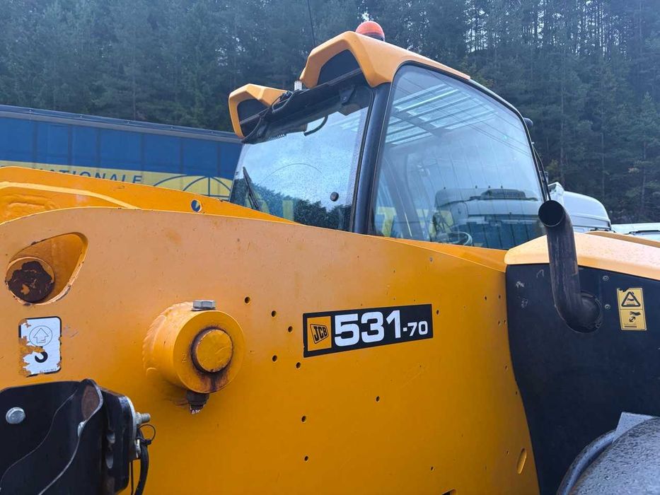 Навантажувач телескопічний JCB 531-70