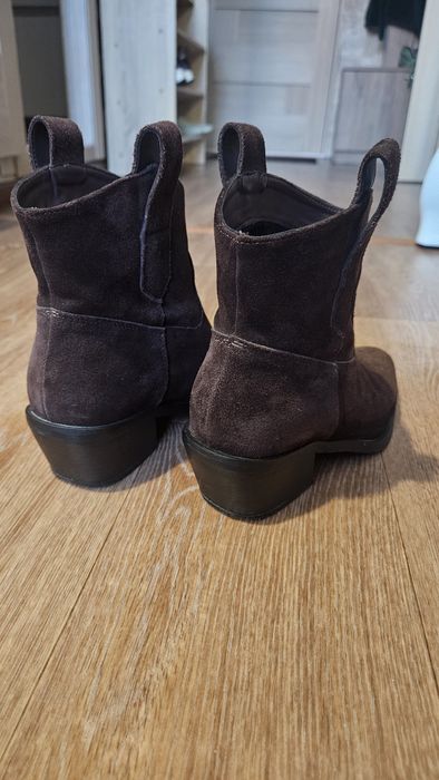 Жіночі замшеві казаки