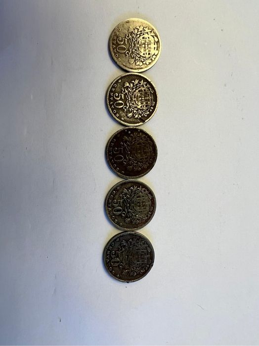 Moedas escudos 50 centavos, 1 escudo alpaca