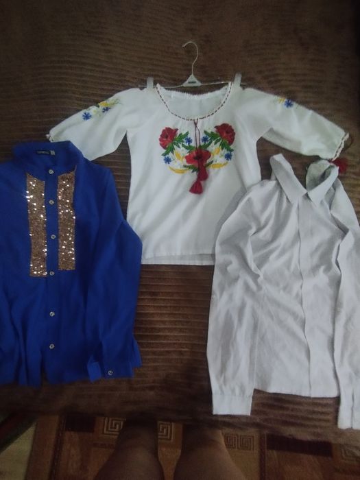 Продам вишиванку на дівчинку
