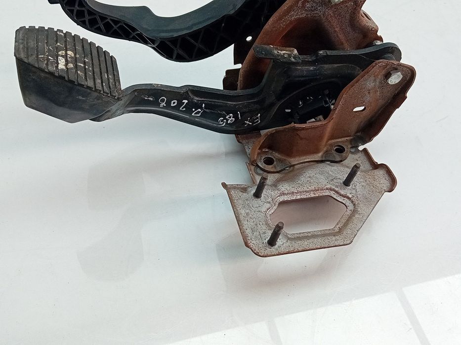 Pedal do travão PEUGEOT 208