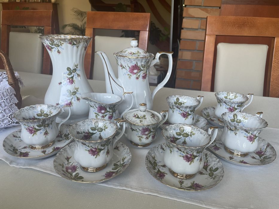 Serwis kawowy Chodzież Złota Róża