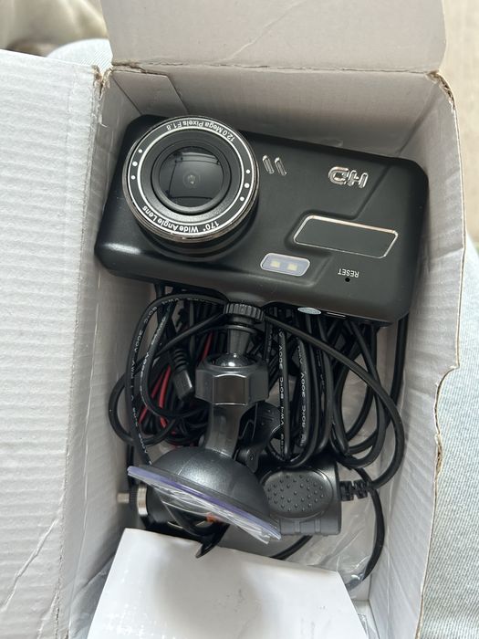 Автомобільний реєстратор з екраном 4 дюйми з дисплеєм чорний