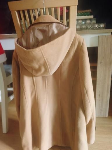 Płaszcz rozmiar 160 - 170