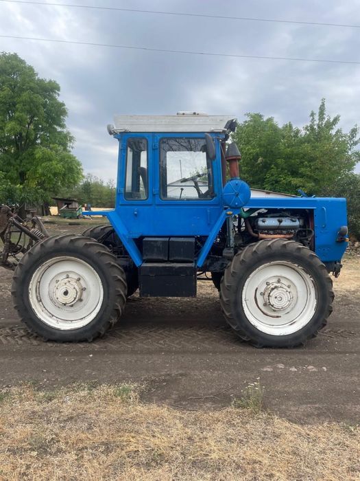 Продам трактор ХТЗ 121