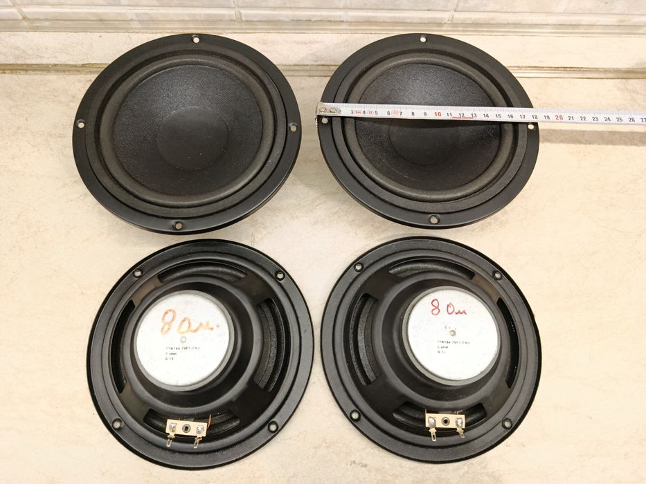 Динамики мидбас , нч , сч .