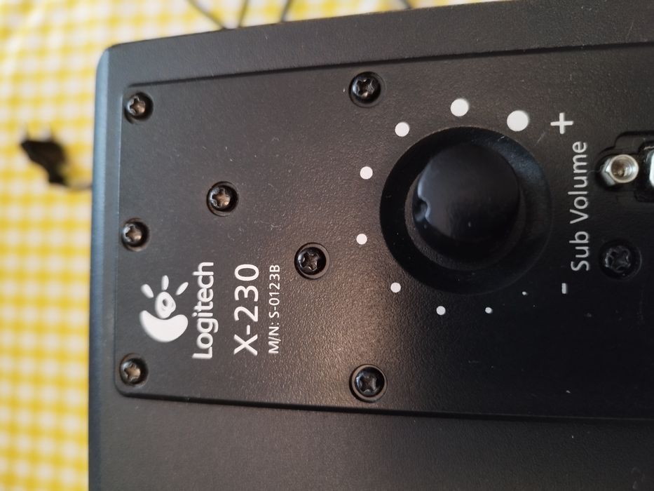 Logitech X230 do PC