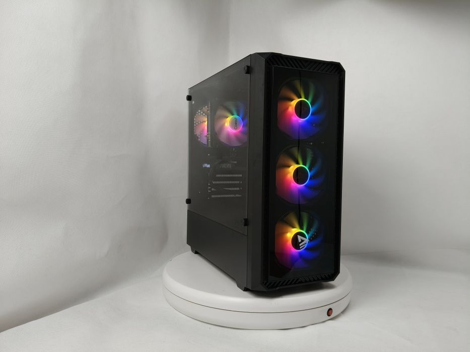 Komputer Gamingowy i7-14700, RTX 5070, 32 GB DDR5,1 TB SSD,Win 11