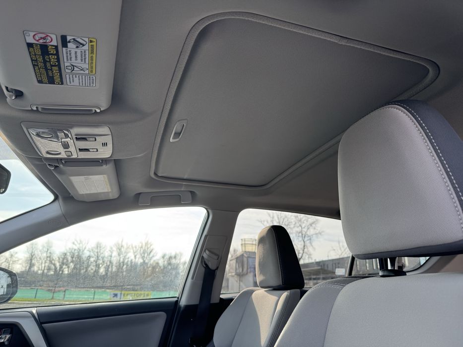 RAV 4 продам надійне автомобіль