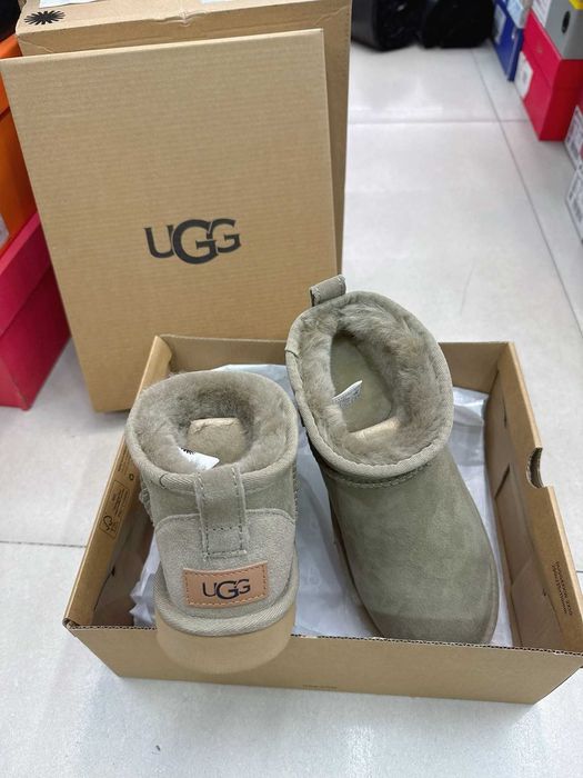 UGG Classic Ultra min R.40