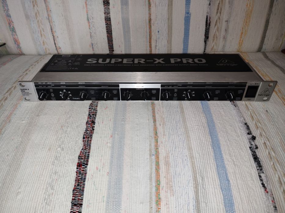 Behringer Super-X Pro CX2310 – Crossover Ativo Profissional