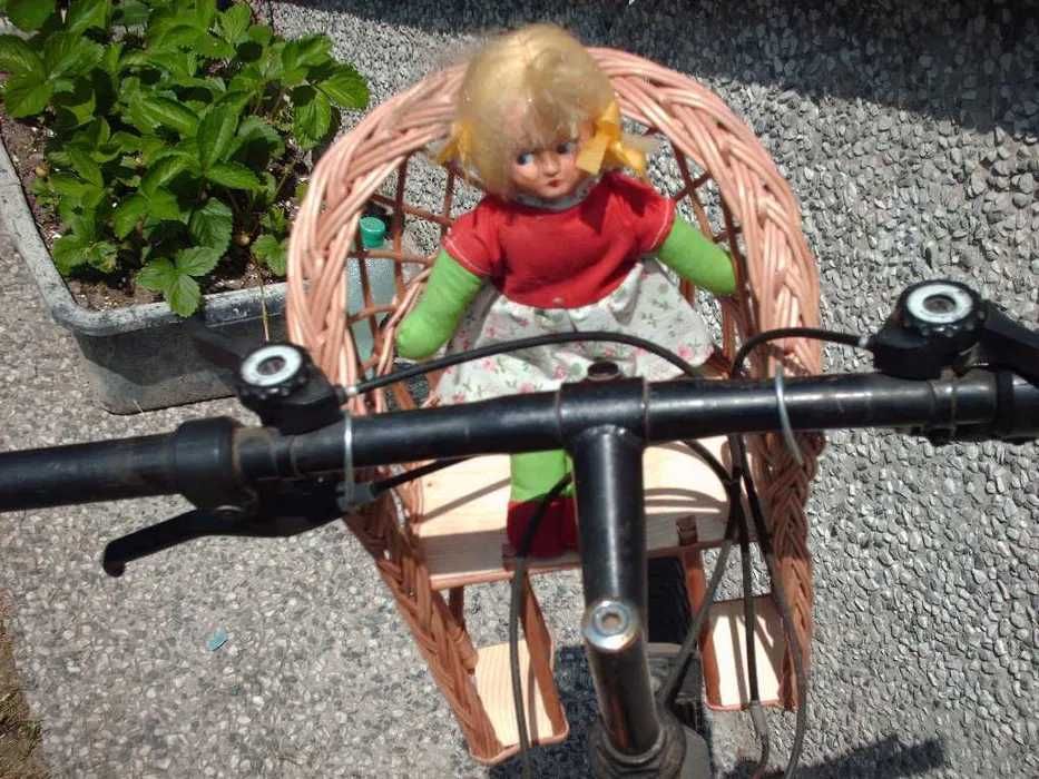 Fotelik na rower dla lalek zabawka dla dzieci wiklina