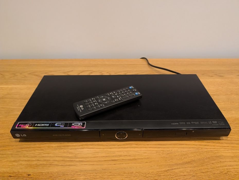 LG DVD odtwarzacz DVX492H z pilotem. Gratis kabel HDMI
