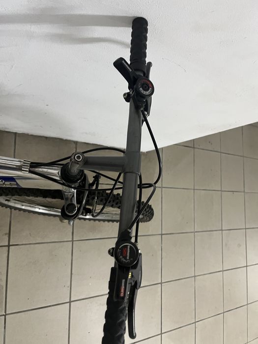 Bicicleta de Montanha R26 grupo Shimano