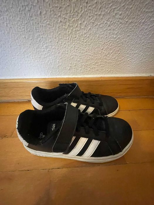Tênis Adidas para Crianças