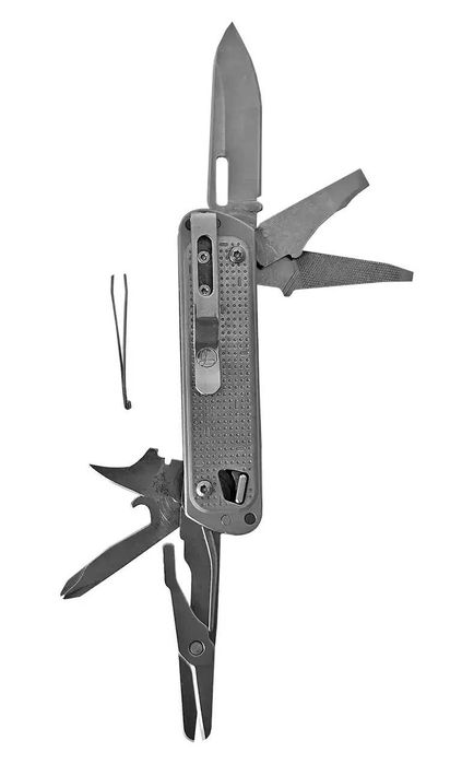 Многофункциональный нож Leatherman Free T4 (с чехлом)