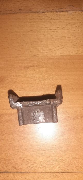 Перехідник на задню вилку мопеду карпати, верховина на задні гальма .