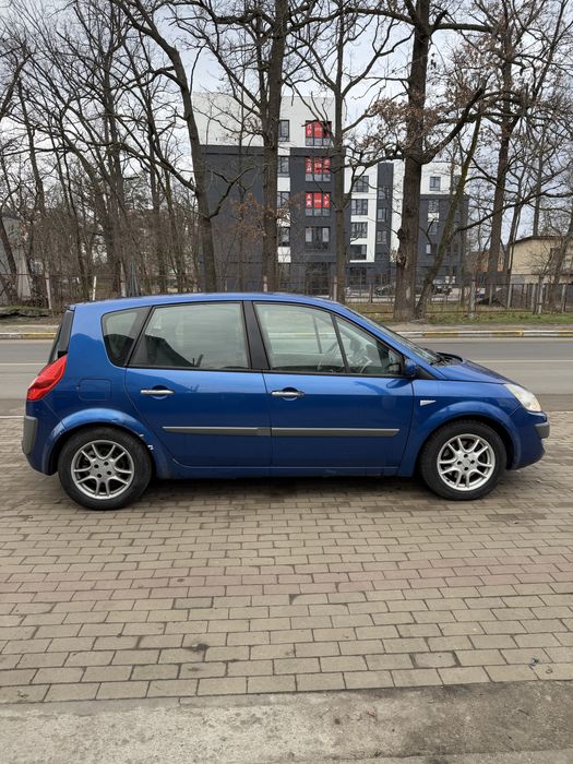 Renault Scenic 1.9 дизель механика 2007 год