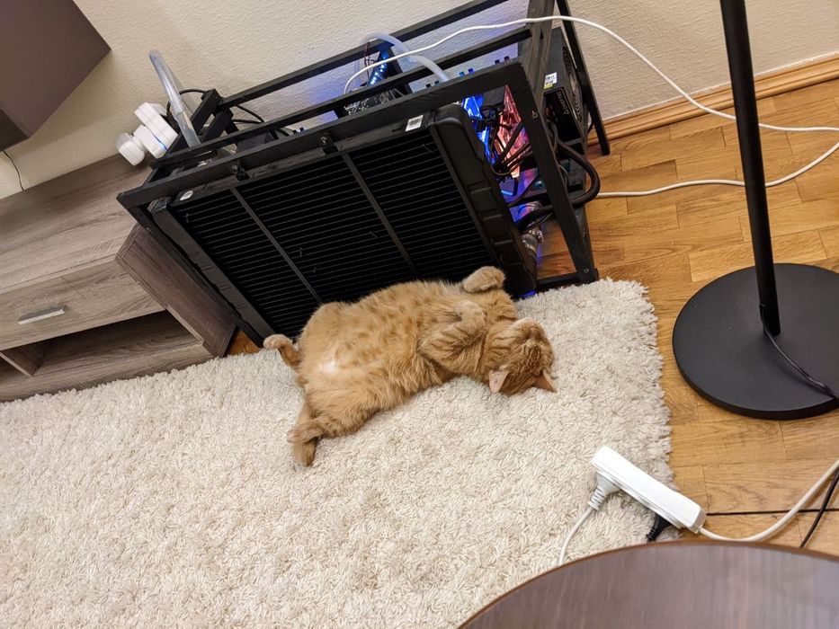 Водяна Майнінг-Ферма ТИХА 1070ti x5