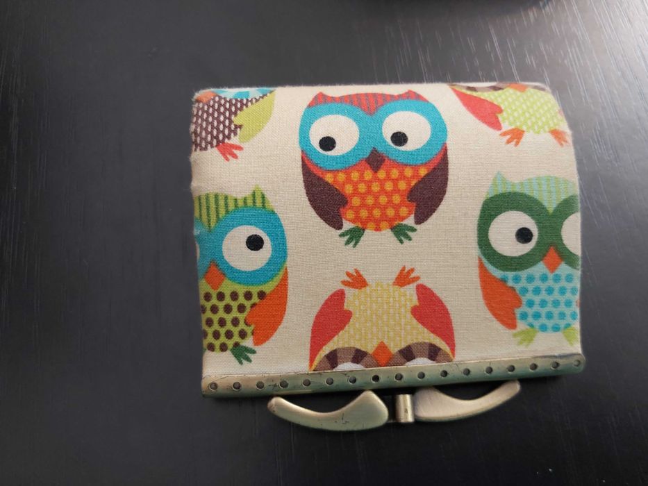 Porta moedas mochos