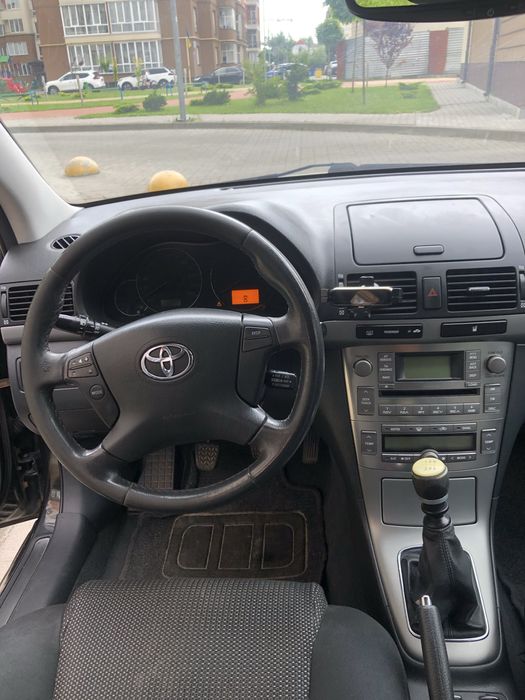 Toyota Avensis 2006p. 2.0 дизель для військових, авто у Львові