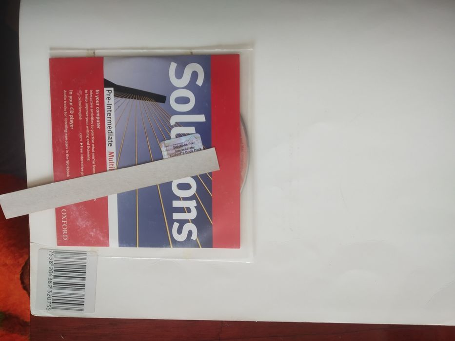 Solutions pre-Intermediate Student 's book