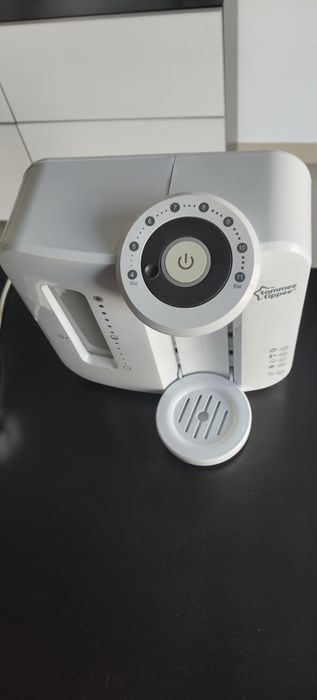 Máquina preparar biberão