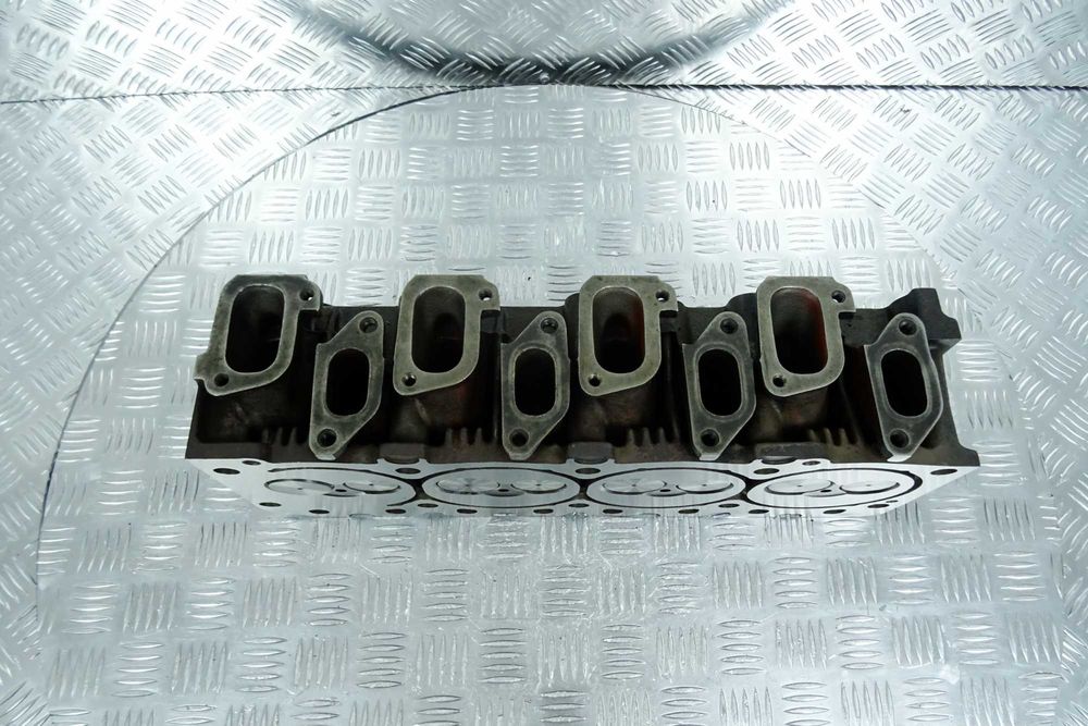 Głowica do silnika Deutz F4L1011. Cylinder head Deutz 1011