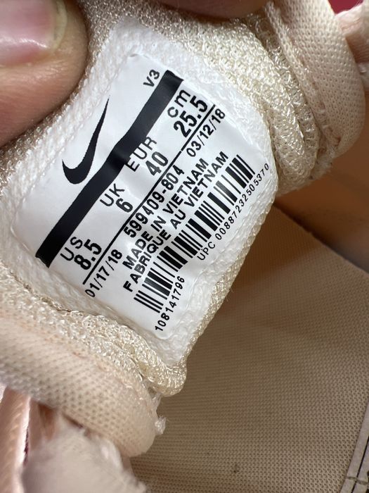 Жіночі кросівки 40р.   Nike Air Max Thea