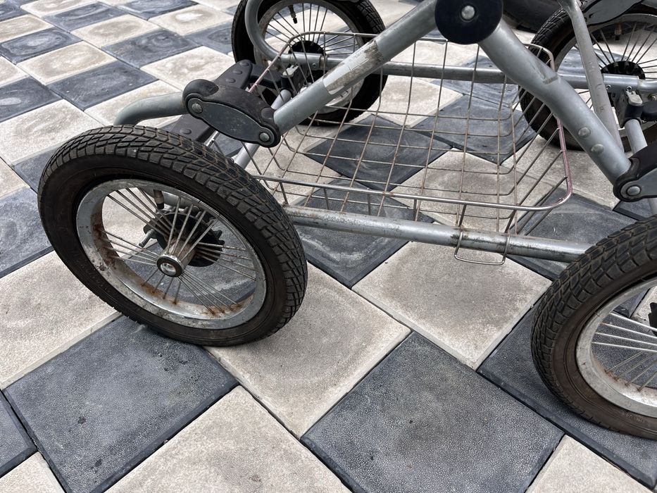 Коляска Geobi з алюміневою рамою