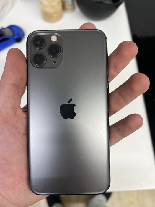 iPhone 11 pro 64gb