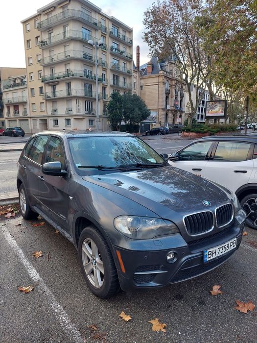 3500 євро . Х5 2011. У Франції