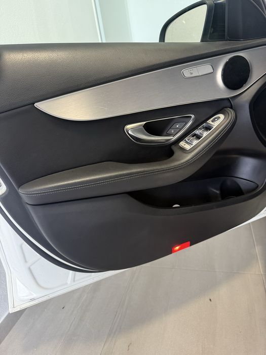Mercedes c220 d.