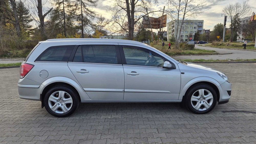 OPEL ASTRA H 1.7 CDTI Cosmo Skóra Xenon Zadbana