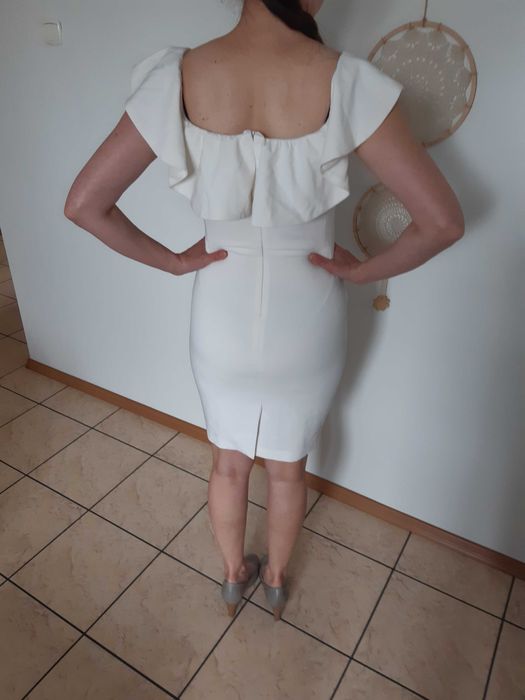 Sukienka kremowa reserved 34