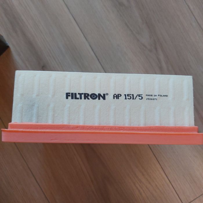 Nowy filtr powietrza FILTRON AP 151/5