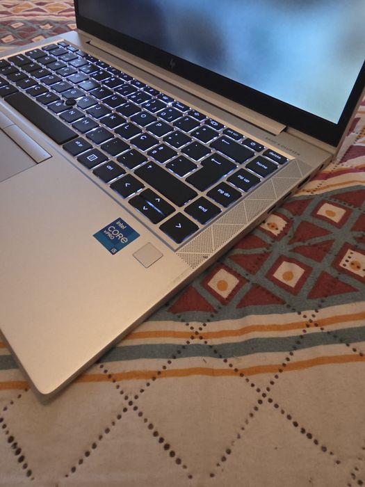 Hp Elitebook 840 G8 - I5 1145g7,16Gb Ram,Nvme 256gb,14" Fhd Touch