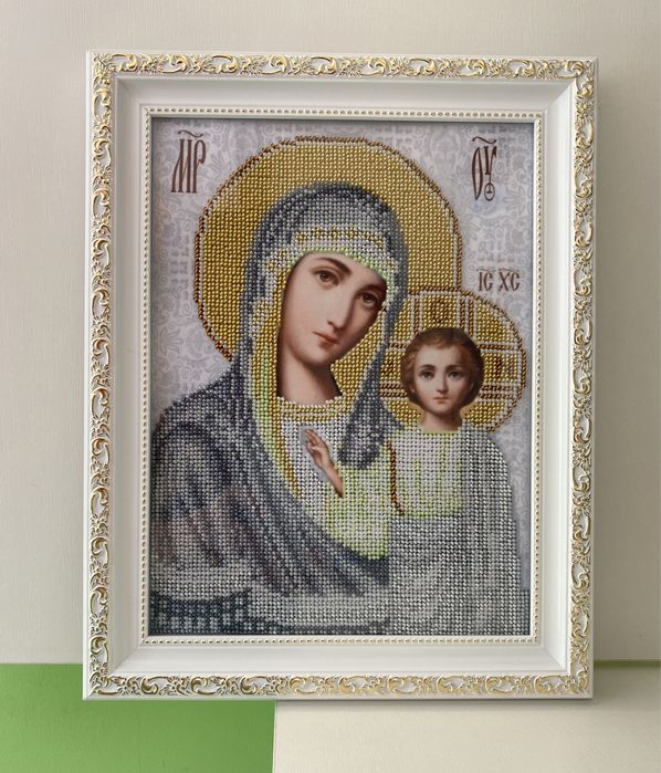 Вишита ікона бісером