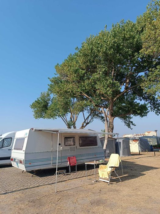 Caravana Sun Roller Sevilha 470 F – Excelente Estado