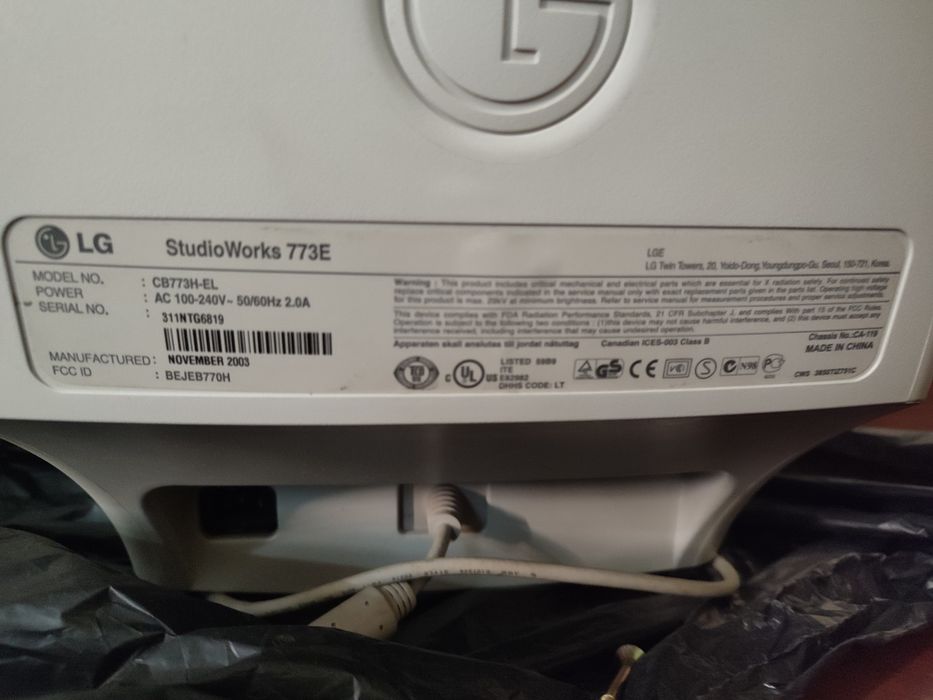 Монитор LG  773 Е