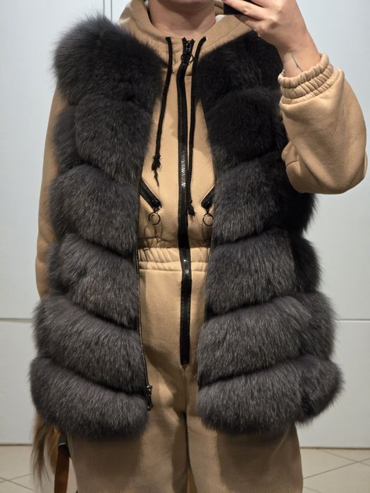 Piękna kamizelka z lisa