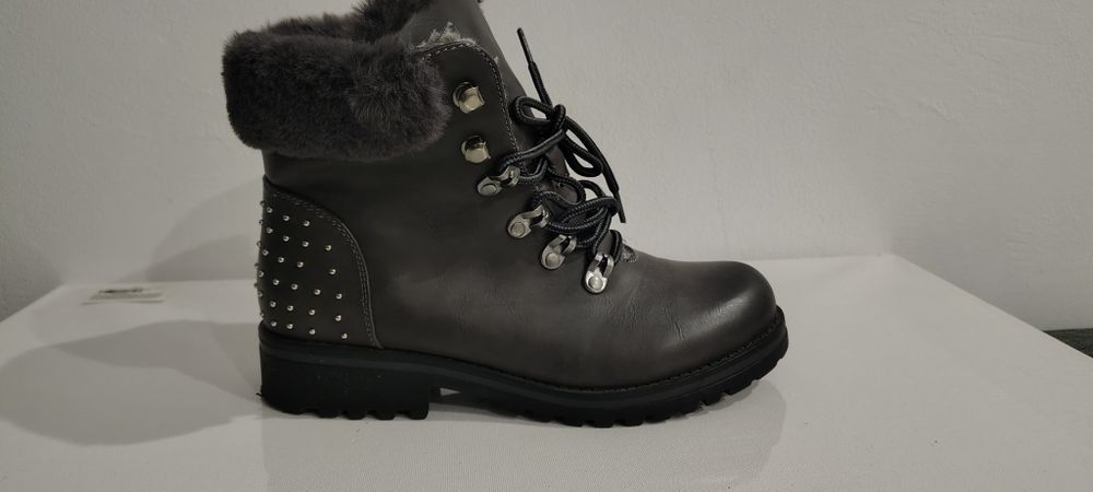Жіночі ботинки зима