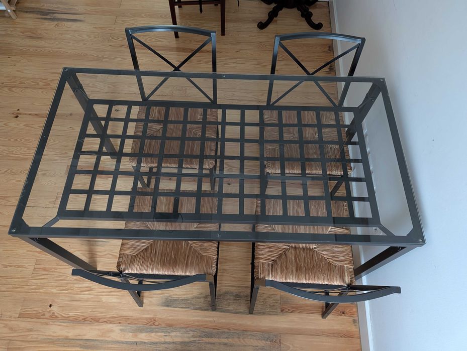 Mesa e 4 cadeiras IKEA GRANAS