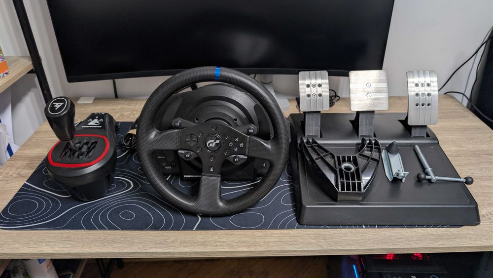 Zestaw kierownica Thrustmaster T300 RS GT + skrzynia Thrustmaster TH8S