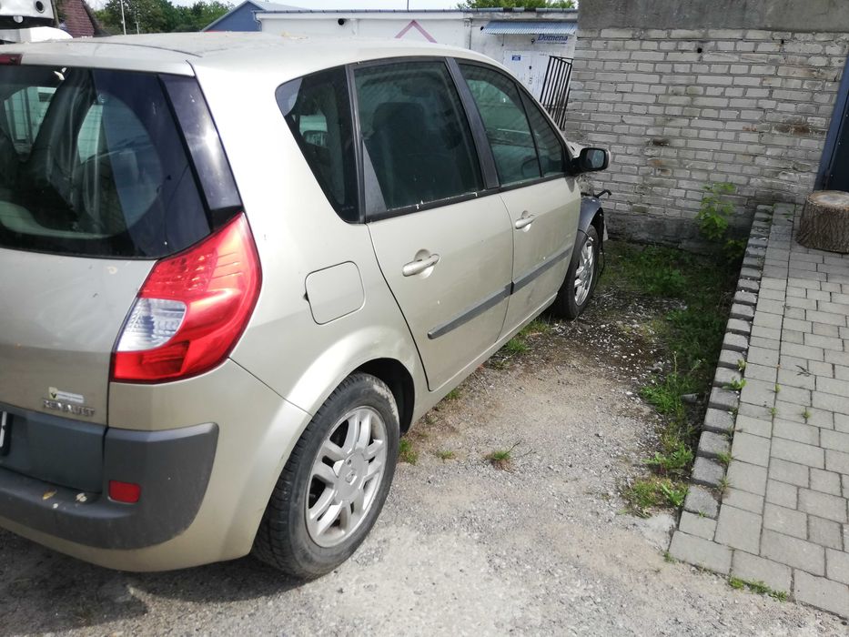 Renault Scenic II 1,9 DCI 2005r- Klapa tył i inne  części