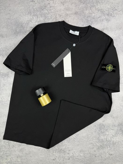 Чоловічі батальні футболки Boss, Polo Ralph Lauren, Moncler, Stone Island, Balenciaga, Burberry та Prada
