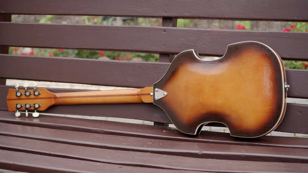 Gitara  DEFIL Julia 2