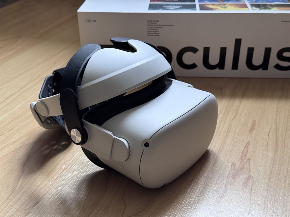 VR-гарнітура Oculus Quest 2 з 128GB
